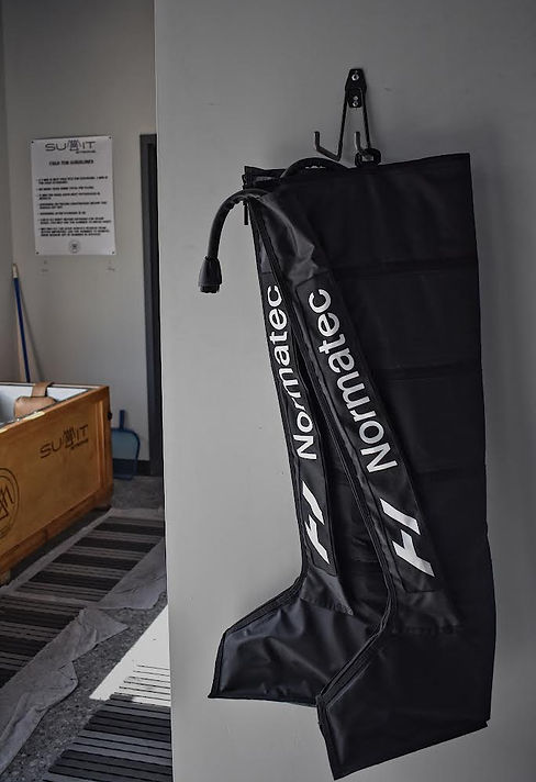 Recovery room equipment at Summit Strong